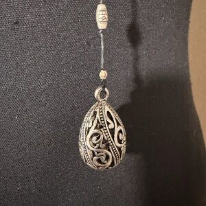 Filigree Teardrop Pendant Necklace - Silver Tone